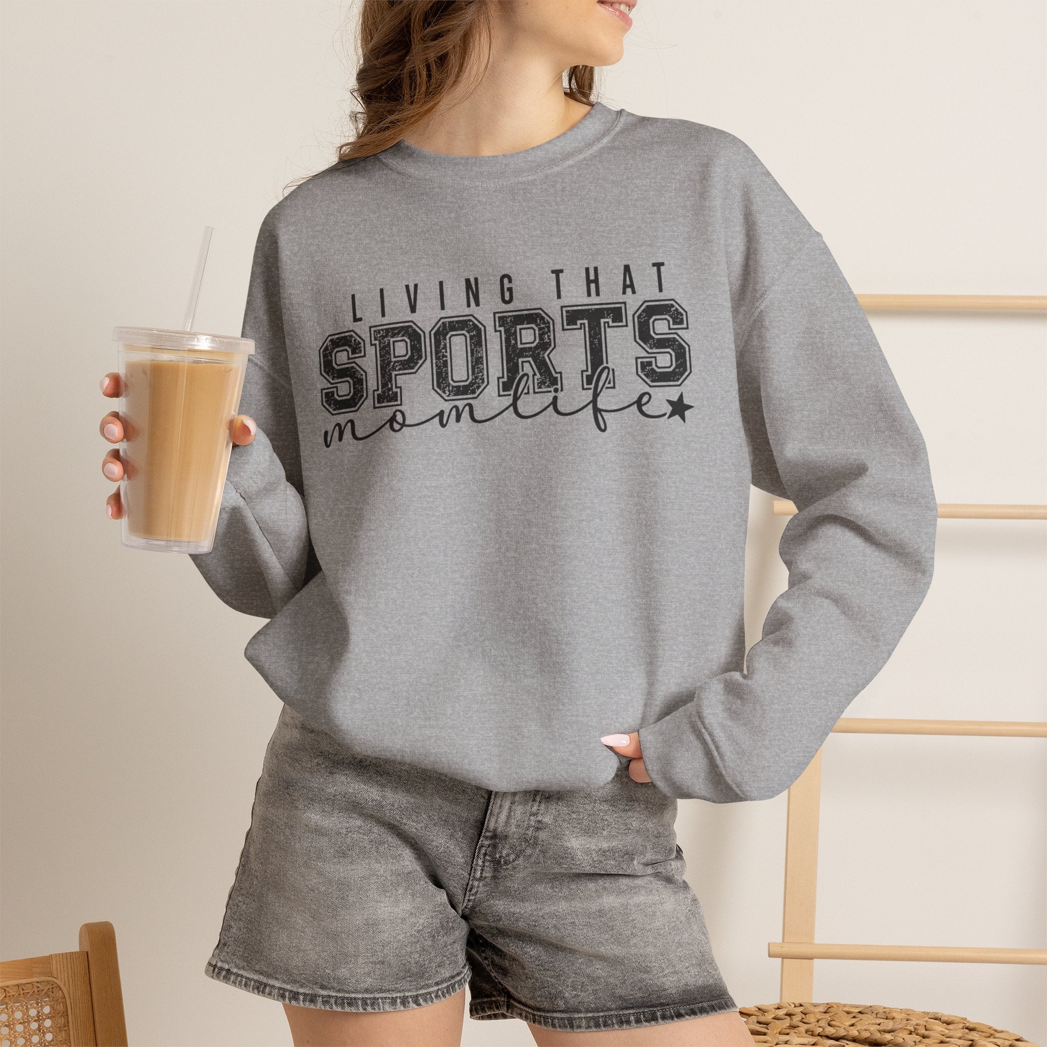 Sports Mom Life - Heavy Blend™ Crewneck Sweatshirt