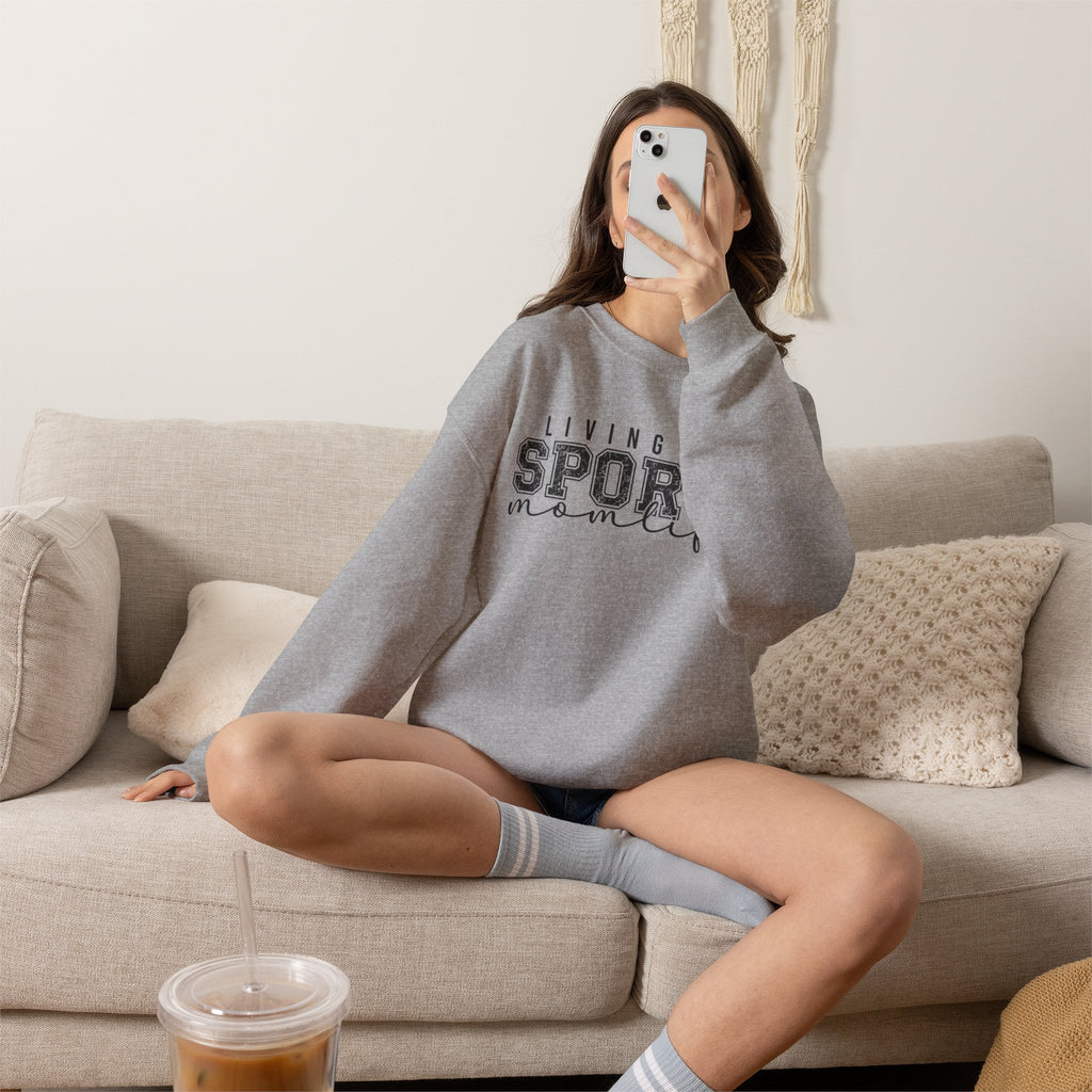 Sports Mom Life - Heavy Blend™ Crewneck Sweatshirt
