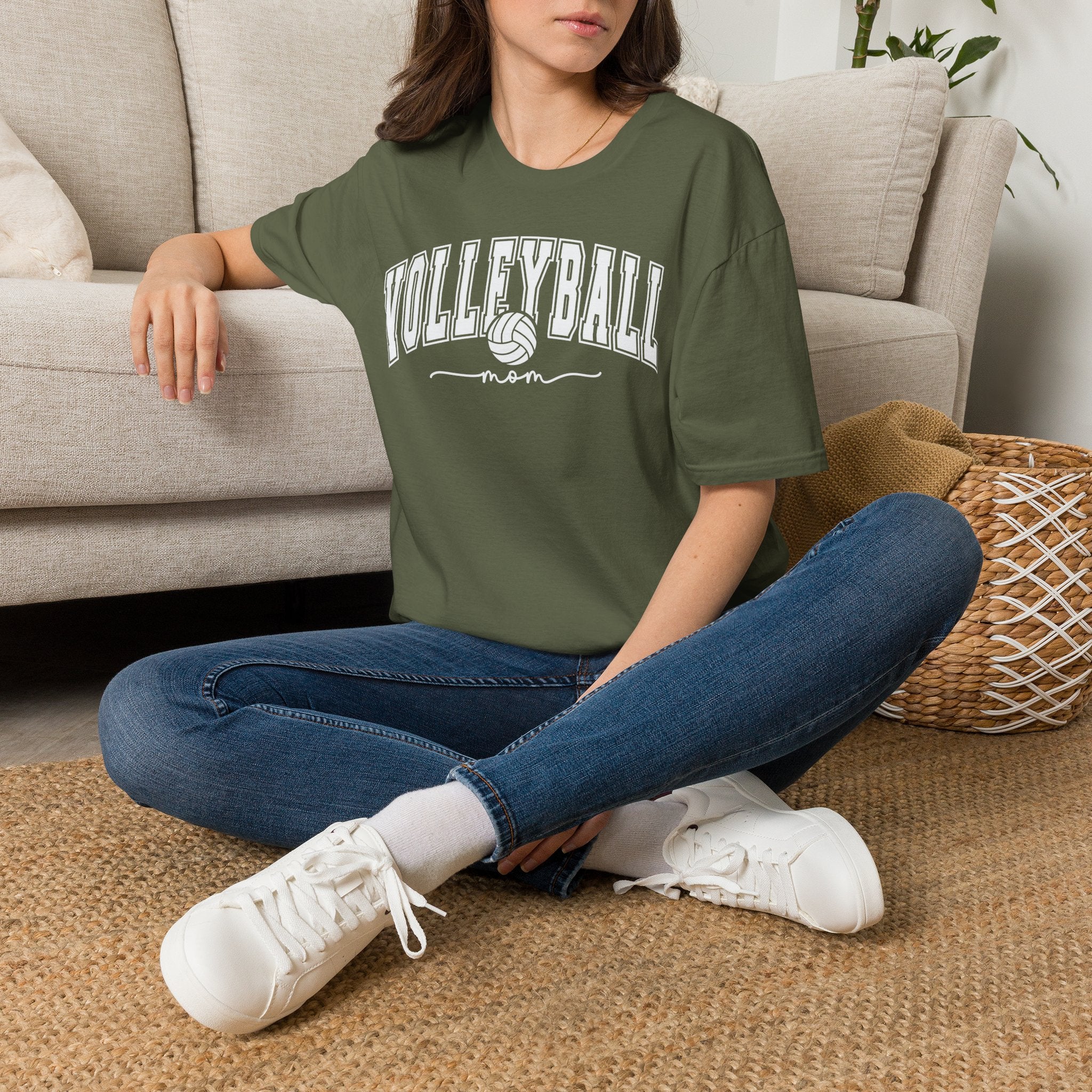 Volleyball Mom - Dark Softstyle T-Shirt